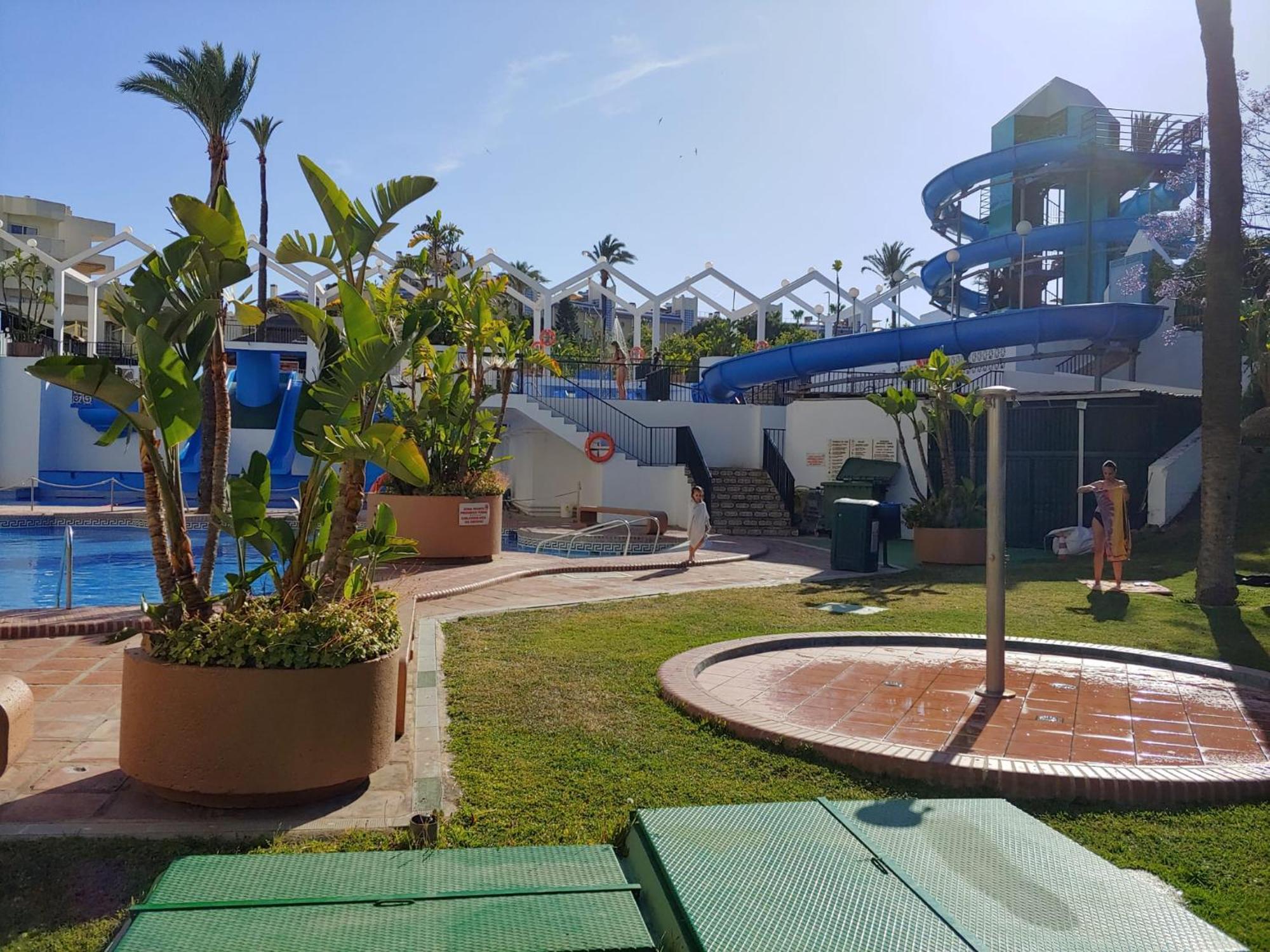 Benalbeach R&R Suite Benalmádena Esterno foto