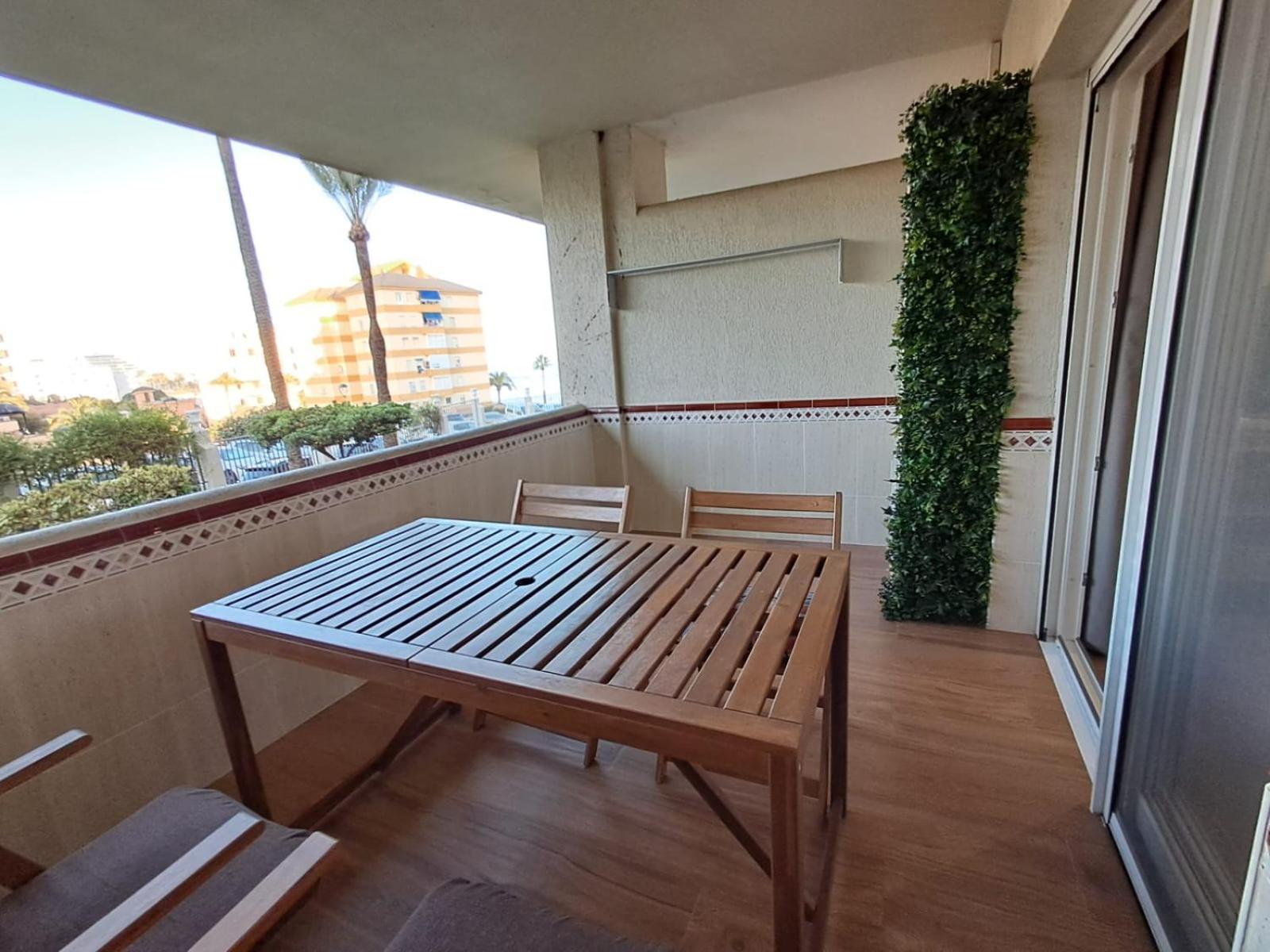Benalbeach R&R Suite Benalmádena Esterno foto